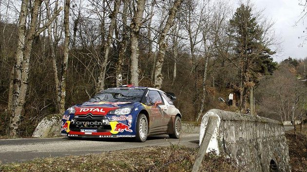 Sébastien Loeb s vozem citroën na trati 80. ročníku Rallye Monte Carlo. Sébastien Loeb s vozem citroën na trati 80. ročníku Rallye Monte Carlo.