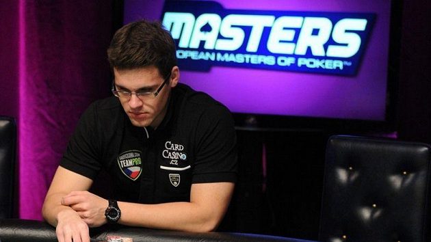 Pražská zastávka European Masters of Poker 2012 měla na třetím místě českého zástupce. Pražská zastávka European Masters of Poker 2012 měla na třetím místě českého zástupce.