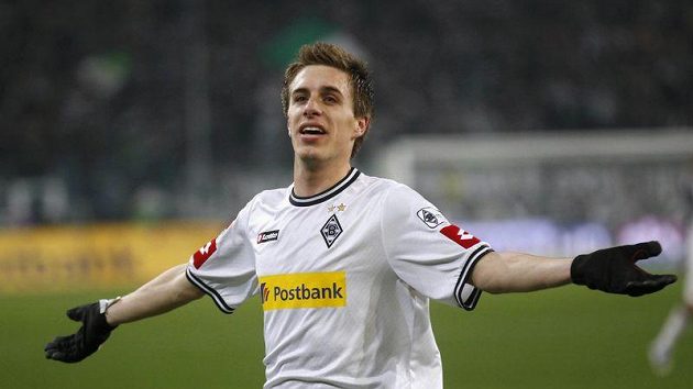 Herrmann z Borussie Mönchengladbach slaví gól do sítě BAyernu Mnichov. Herrmann z Borussie Mönchengladbach slaví gól do sítě BAyernu Mnichov.