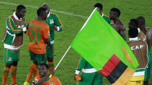 Fotbalisté Zambie se radují z postupu. Fotbalisté Zambie se radují z postupu.