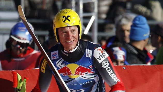 Chorvatský lyžaři Ivica Kostelic Chorvatský lyžaři Ivica Kostelic
