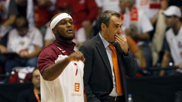 Basketbalisté Nymburka vyhráli i dvacátý ligový zápas s Kolínem Basketbalisté Nymburka vyhráli i dvacátý ligový zápas s Kolínem