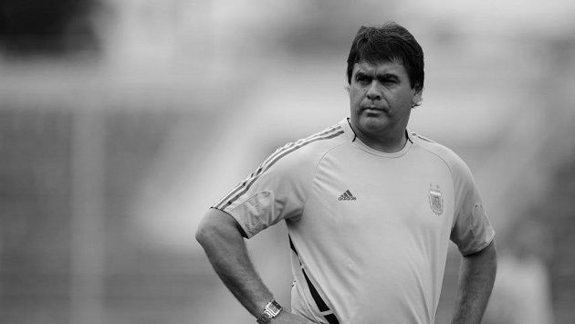 Bývalý argentinský fotbalista José Luis Brown. Bývalý argentinský fotbalista José Luis Brown.