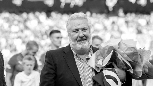 Miloš Beznoska zemřel ve věku nedožitých 62 let. Miloš Beznoska zemřel ve věku nedožitých 62 let.