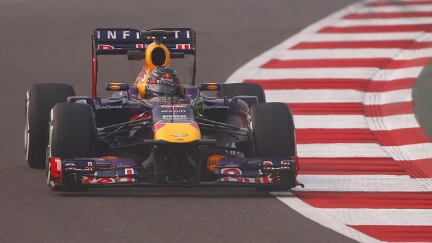 Sebastian Vettel z Red Bullu ovládl oba tréninky na nedělní Velkou cenu Indie. Sebastian Vettel z Red Bullu ovládl oba tréninky na nedělní Velkou cenu Indie.