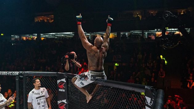Prahu čeká v únoru velký večer bojových umění. MMA v O2 areně. Prahu čeká v únoru velký večer bojových umění. MMA v O2 areně.