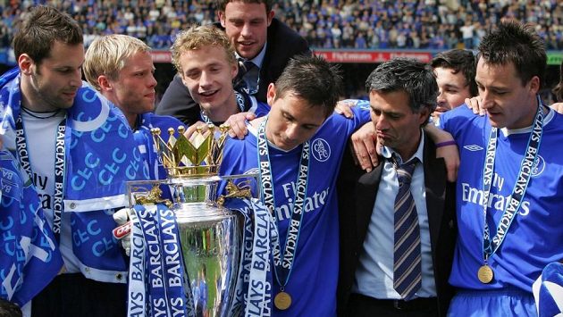 Petr Čech pomohl Chelsea k titulu v roce 2005 Petr Čech pomohl Chelsea k titulu v roce 2005