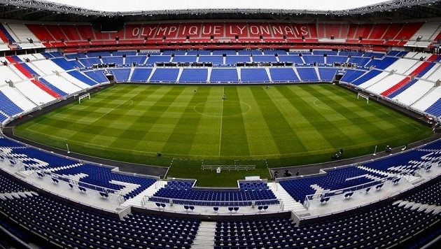 Stade de Lyon. Stade de Lyon.