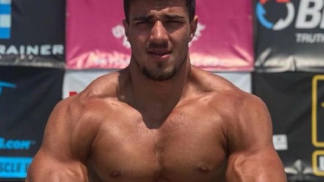 Tommy Fury jde do akce, vyhraje? Tommy Fury jde do akce, vyhraje?