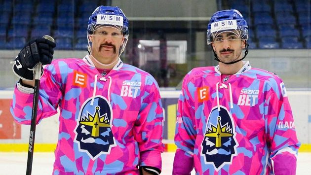 Hokejsité Kladna odehrají zápas WSM ligy ve speciálních dresech na podporu charitativní akce Movember. Hokejsité Kladna odehrají zápas WSM ligy ve speciálních dresech na podporu charitativní akce Movember.