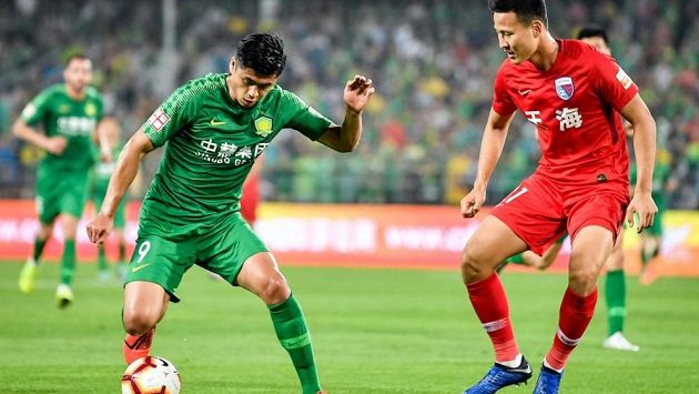 Klub Peking Žen-che měl v utkání čínského FA Cupu na hřišti v jednu chvíli hned tři své gólmany. Klub Peking Žen-che měl v utkání čínského FA Cupu na hřišti v jednu chvíli hned tři své gólmany.