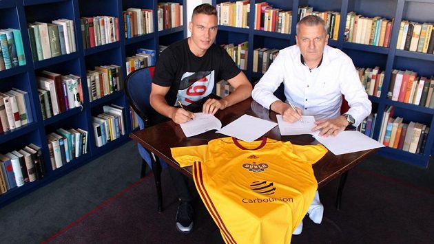 Posila pražské Dukly, maďarský fotbalista Dávid Bobál. Posila pražské Dukly, maďarský fotbalista Dávid Bobál.
