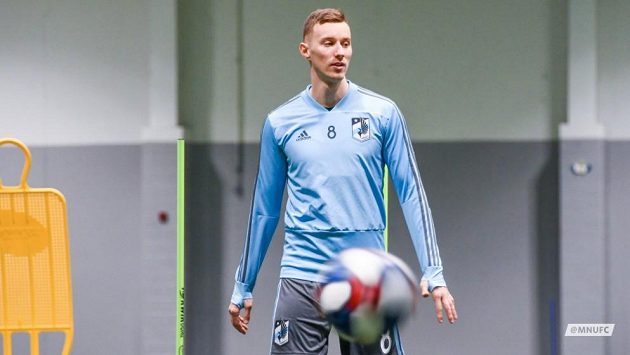 První trénink Jána Greguše v novém angažmá. První trénink Jána Greguše v novém angažmá.