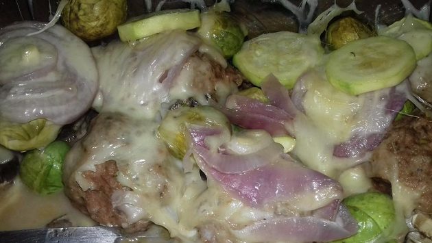 Zapékané žampióny - jen se zakousnout. Zapékané žampióny - jen se zakousnout.