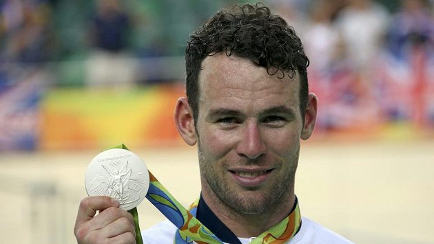 Britský cyklista Mark Cavendish po zisku stříbra v omniu. Britský cyklista Mark Cavendish po zisku stříbra v omniu.