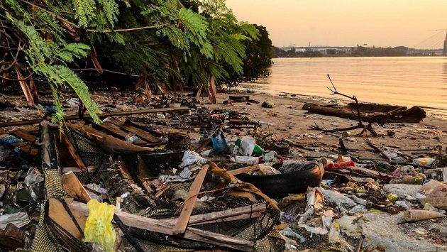 Obvyklý obrázek zálivu Guanabara u Rio de Janeira. Obvyklý obrázek zálivu Guanabara u Rio de Janeira.