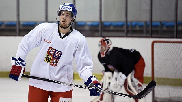 Roman Červenka během tréninku české hokejové reprezentace. Roman Červenka během tréninku české hokejové reprezentace.