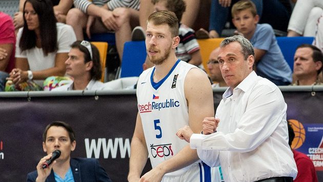 Trenér Ronen Ginzburg a Patrik Auda. Trenér Ronen Ginzburg a Patrik Auda.
