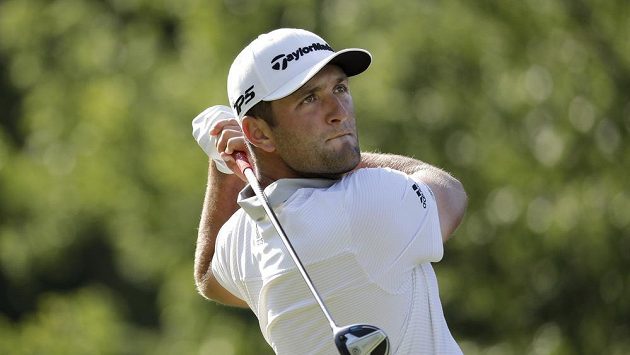 Španělský golfista Jon Rahm během turnaje Memorial na americké PGA Tour. Španělský golfista Jon Rahm během turnaje Memorial na americké PGA Tour.