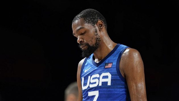 Kevin Durant z týmu USA po prohře s Francií. Kevin Durant z týmu USA po prohře s Francií.