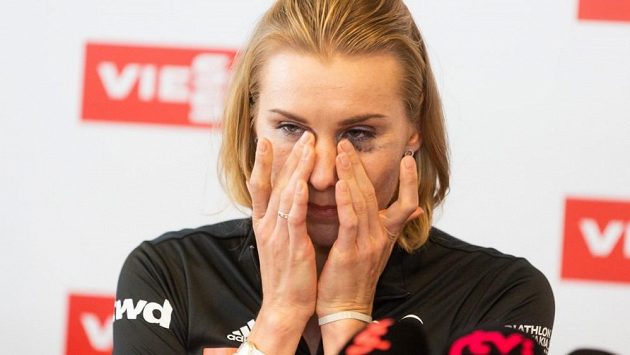 Anastasia Kuzminová oznámila definitivní odchod do důchodu. Anastasia Kuzminová oznámila definitivní odchod do důchodu.