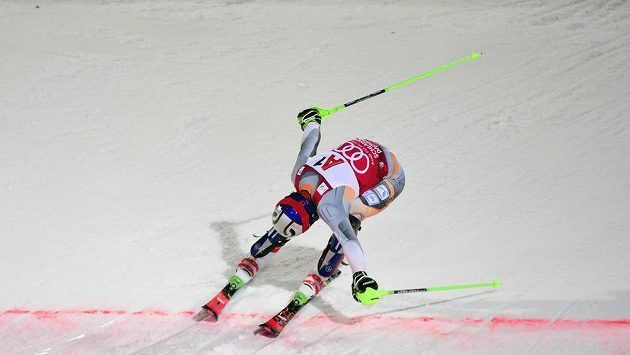 Norský lyžař Henrik Kristoffersen v cíli Světového poháru ve Schladmingu. Norský lyžař Henrik Kristoffersen v cíli Světového poháru ve Schladmingu.