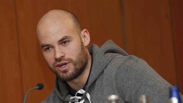Hokejový útočník Radek Smoleňák. Hokejový útočník Radek Smoleňák.
