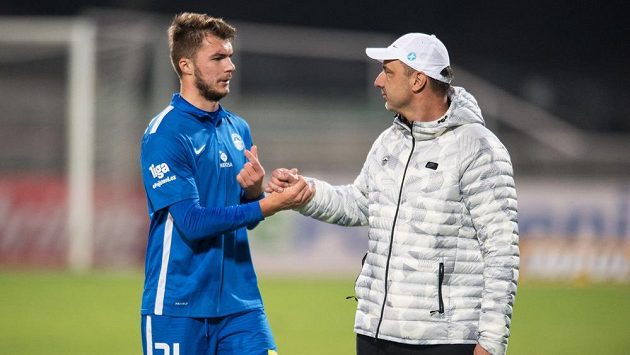 Trenér Slovanu Liberec Jindřich Trpišovský a Nikolaj Komličenko. Trenér Slovanu Liberec Jindřich Trpišovský a Nikolaj Komličenko.