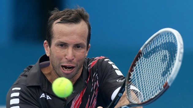 Český tenista Radek Štěpánek na Australian Open vzdal duel se Slovincem Kavčičem. Český tenista Radek Štěpánek na Australian Open vzdal duel se Slovincem Kavčičem.