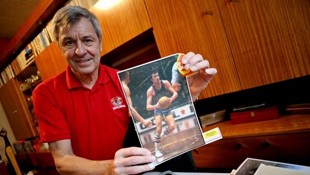 Bývalý reprezentant české basketbalové reprezentace Kamil Brabenec. Bývalý reprezentant české basketbalové reprezentace Kamil Brabenec.