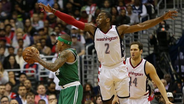 John Wall během šestého utkání play offp proti Bostonu. John Wall během šestého utkání play offp proti Bostonu.