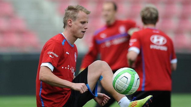 Obránce české fotbalové reprezentace David Limberský na tréninku Obránce české fotbalové reprezentace David Limberský na tréninku