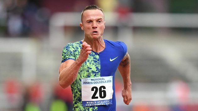 Jan Veleba při vítězné stovce na Odložilově memoriálu. Jan Veleba při vítězné stovce na Odložilově memoriálu.