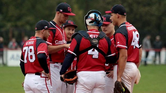Česká softbalová reprezentace už ví, jaké bude mít soupeře na mistrovství světa. Česká softbalová reprezentace už ví, jaké bude mít soupeře na mistrovství světa.