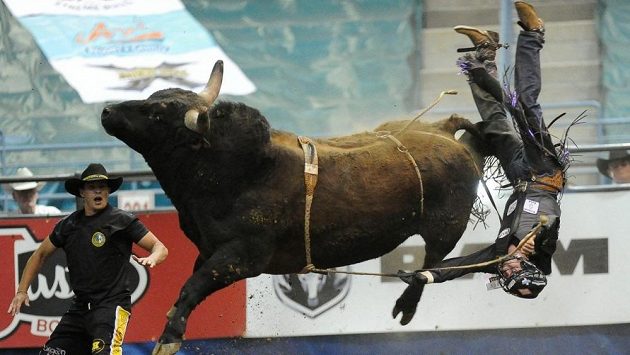 Americké rodeo si ročně vyžádá několik vážných zranění (ilustrační foto) Americké rodeo si ročně vyžádá několik vážných zranění (ilustrační foto)