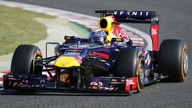 Sebastian Vettel na okruhu v japonské Suzuce.
