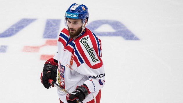 Český obránce Michal Kempný během utkání Euro Hockey Tour proti Rusku. Český obránce Michal Kempný během utkání Euro Hockey Tour proti Rusku.