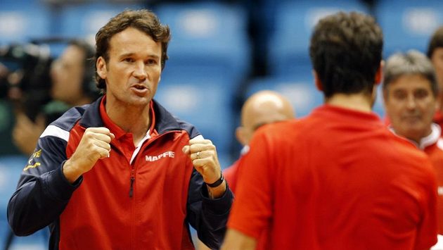 Španělský kapitán Carlos Moya už daviscupový tým nepovede. Španělský kapitán Carlos Moya už daviscupový tým nepovede.