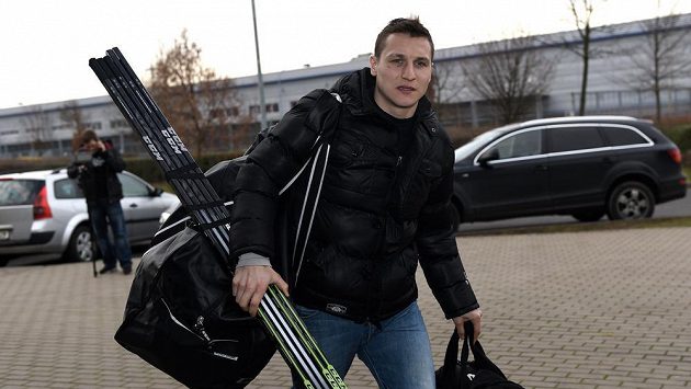 Hokejista Tomáš Mertl na archivním snímku. Hokejista Tomáš Mertl na archivním snímku.
