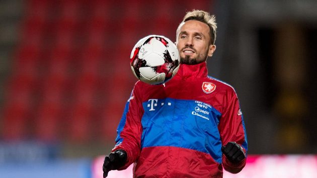 Tomáš Sivok během tréninku národního týmu. Tomáš Sivok během tréninku národního týmu.
