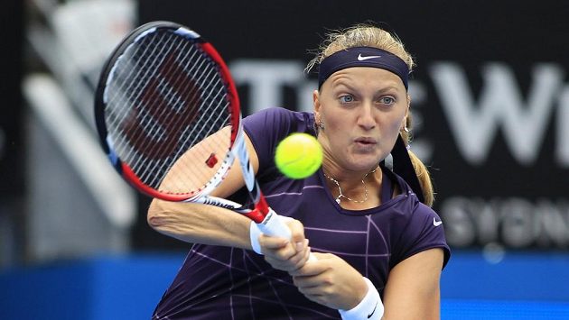 Petra Kvitová v utkání s Christinou McHaleovou. Petra Kvitová v utkání s Christinou McHaleovou.