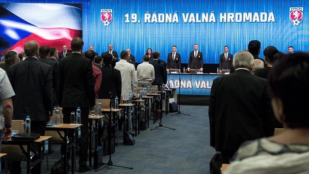 Poslední valná hromada FAČR předsedu nezvolila... Poslední valná hromada FAČR předsedu nezvolila...