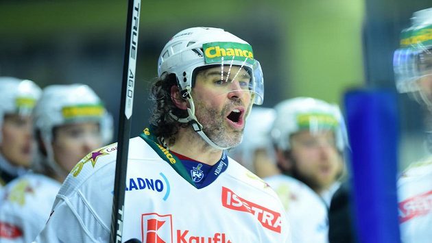 Jaromír Jágr z Kladna při utkání v Přerově. Jaromír Jágr z Kladna při utkání v Přerově.