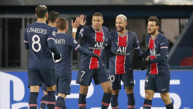 Neymar týmu PSG ve šlágru s Lille hodně chyběl, jen pár minut odehrál další ofenzivní trumf Pařížanů Mbappé Neymar týmu PSG ve šlágru s Lille hodně chyběl, jen pár minut odehrál další ofenzivní trumf Pařížanů Mbappé