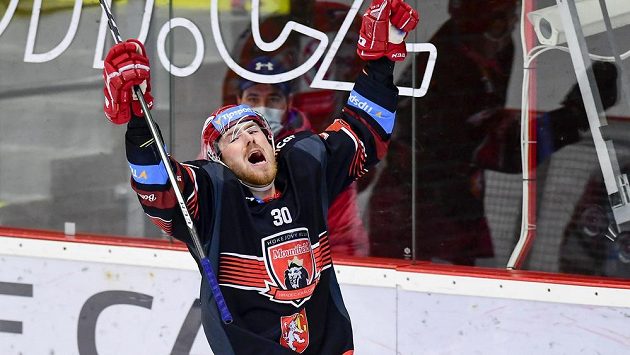 Jakub Lev z Hradce Králové oslavuje gól. Jakub Lev z Hradce Králové oslavuje gól.
