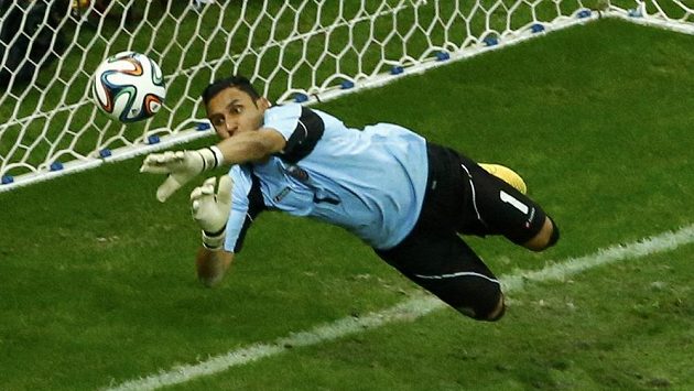 Kostarický gólman Keylor Navas míří do Realu. Kostarický gólman Keylor Navas míří do Realu.