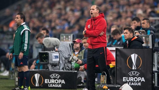 Zdeněk Svoboda proti Schalke v provizorní roli hlavního kouče Sparty uspěl. Zdeněk Svoboda proti Schalke v provizorní roli hlavního kouče Sparty uspěl.