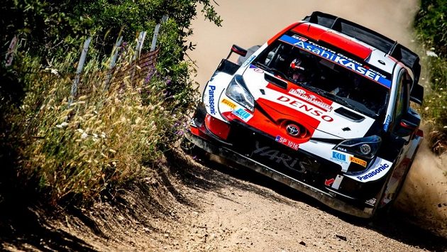 Neuville increased his lead in the Catalan rally, with Ogier fighting for third place