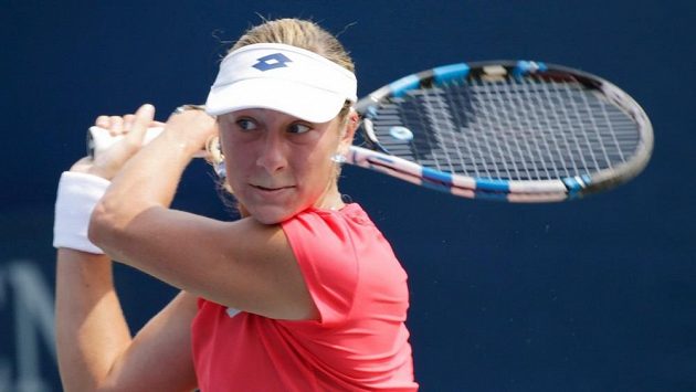 Denisa Allertová vyřadila v čínském Kantonu Rumunku Simonu Halepovou. Denisa Allertová vyřadila v čínském Kantonu Rumunku Simonu Halepovou.