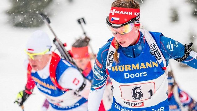 Česká biatlonistka Jessika Jislová při štafetě na MS v Hochfilzenu. Česká biatlonistka Jessika Jislová při štafetě na MS v Hochfilzenu.